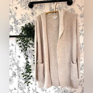 Market + Spruce cardigan SOLD